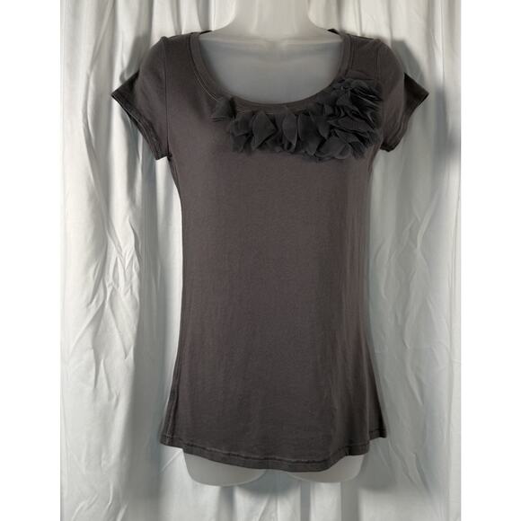 Ann Taylor Loft Vintage Floral Embellished Scoop Neckline T-Shirt Brown S 88-06 - Picture 1 of 14